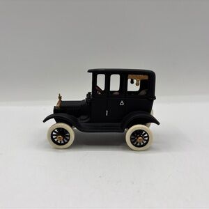 Department 56 1998 Vintage HVC Christmas In The City 1919 Ford Model T 58906 EUC